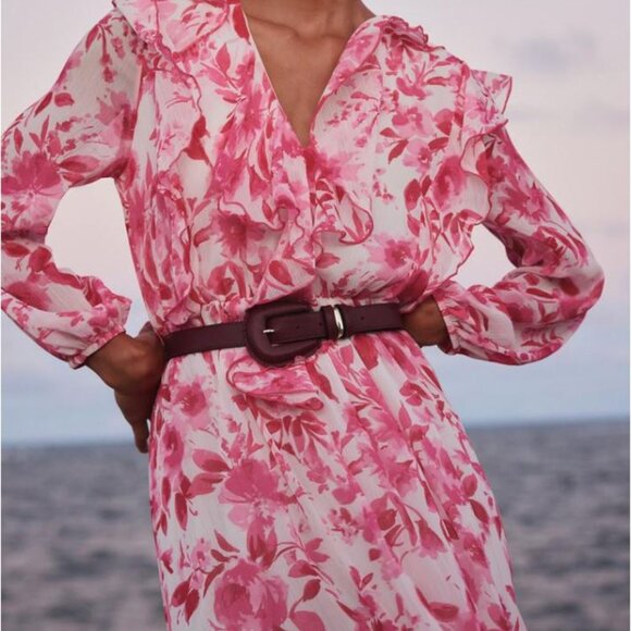 Zara Burgundy Fuax Leather Golden Bucklet Belt - M - Picture 2 of 4